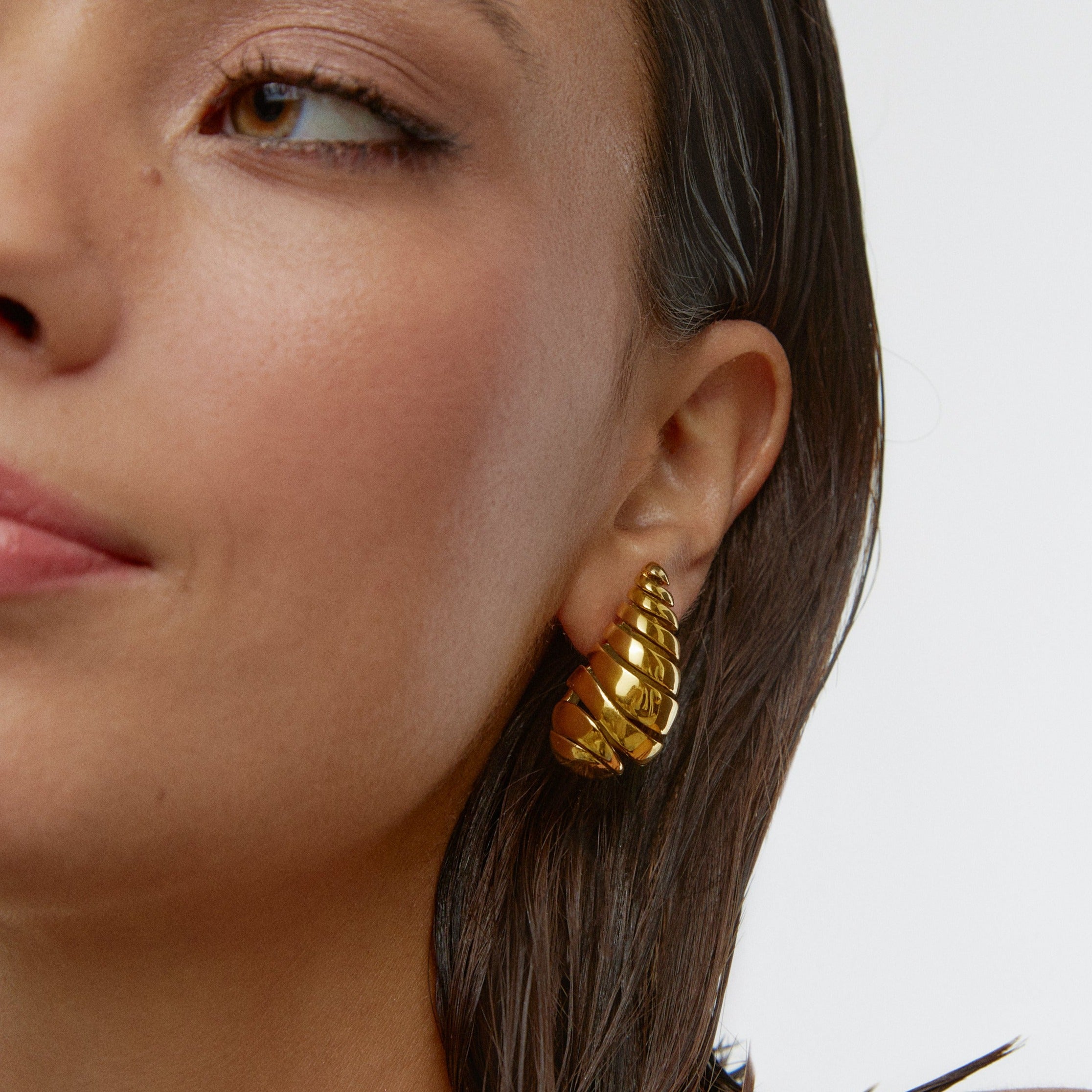YLANA GOLD