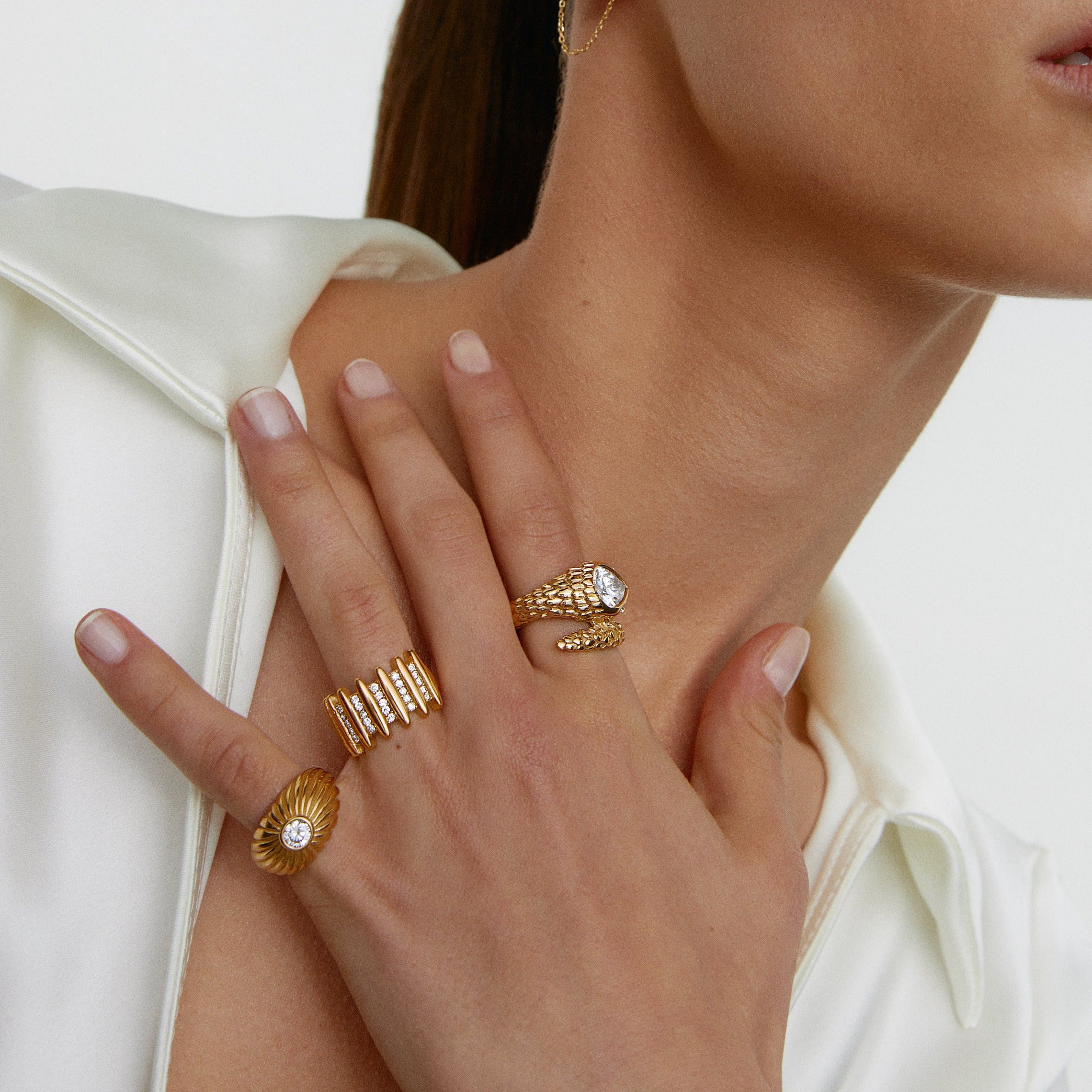 WHITE EBBA GOLD
