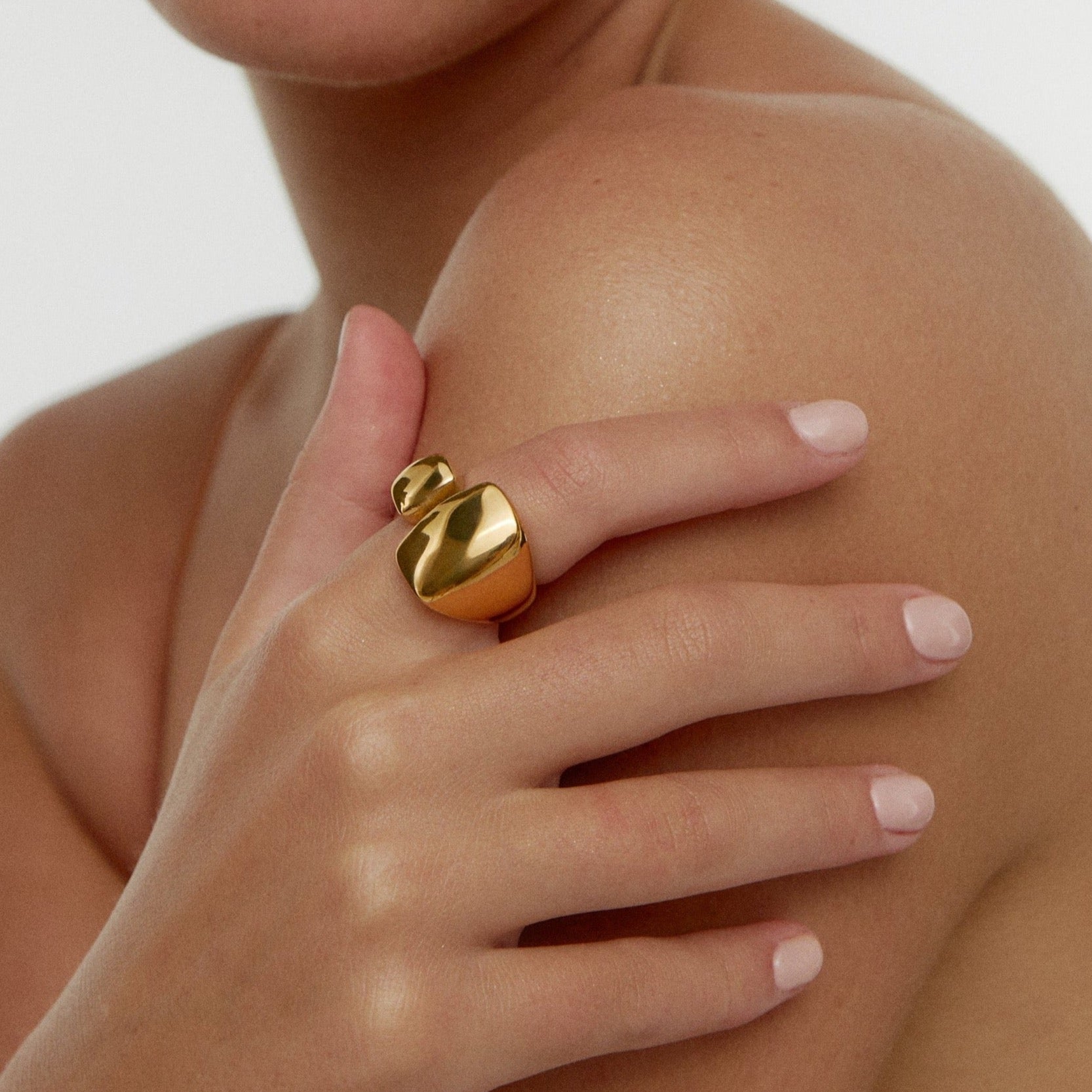 LILA GOLD