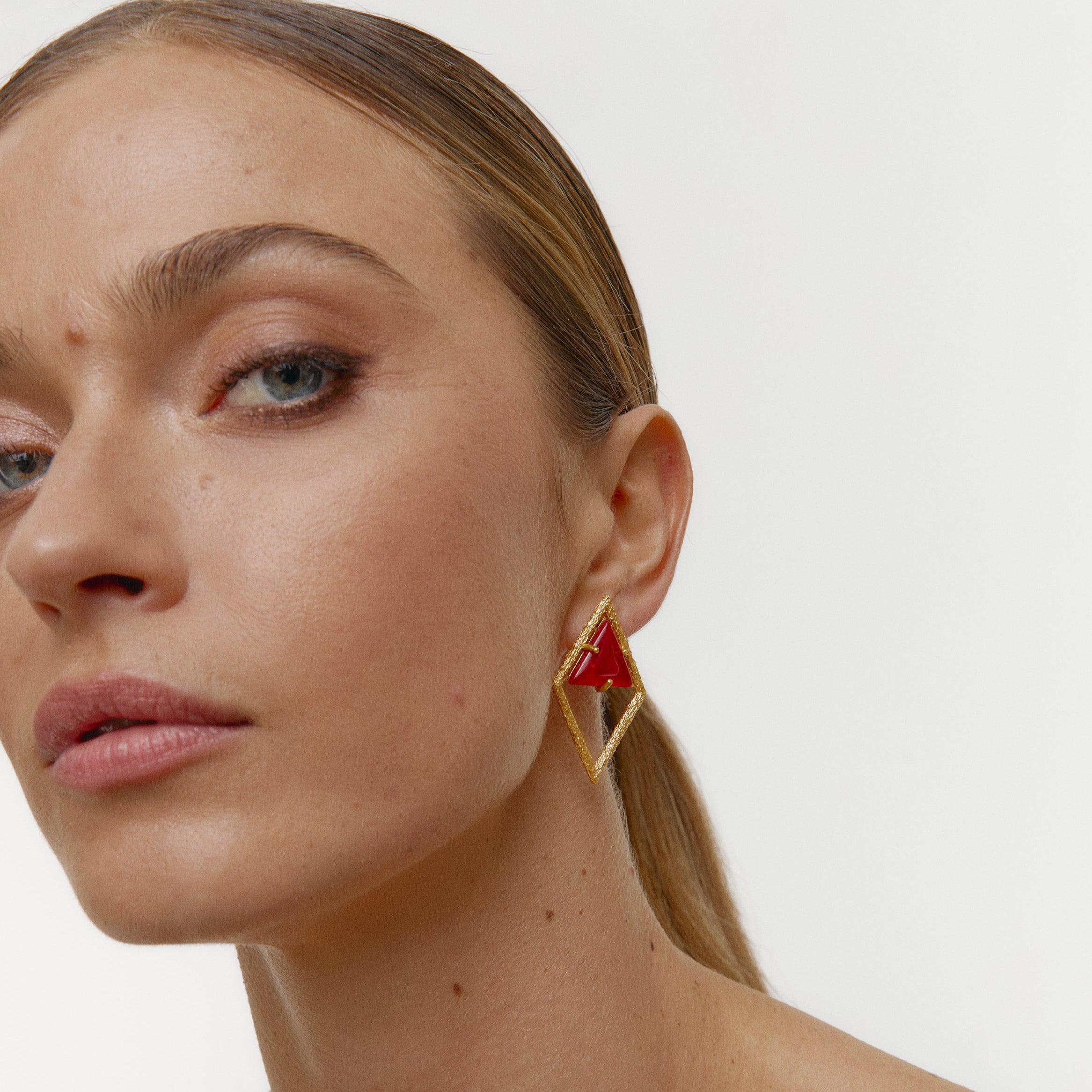 RED CHANDRA GOLD