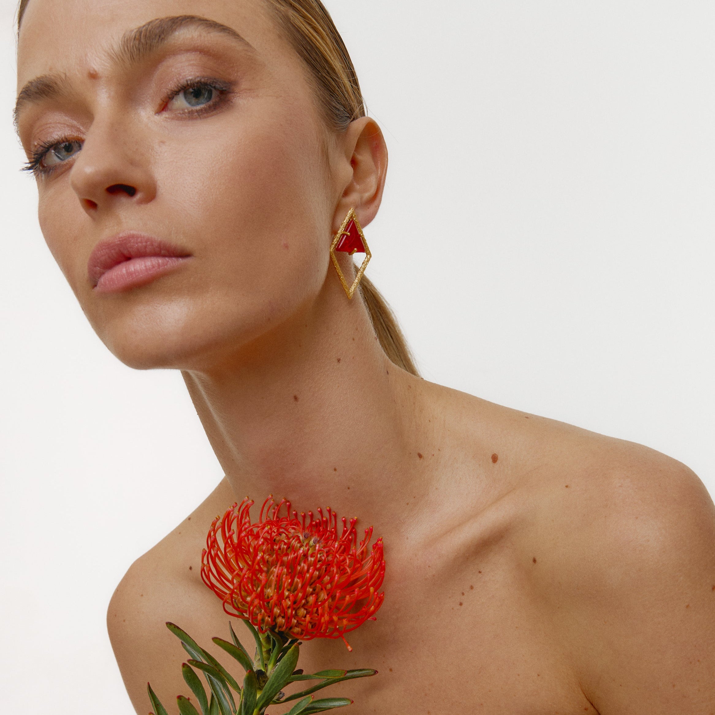 RED CHANDRA GOLD