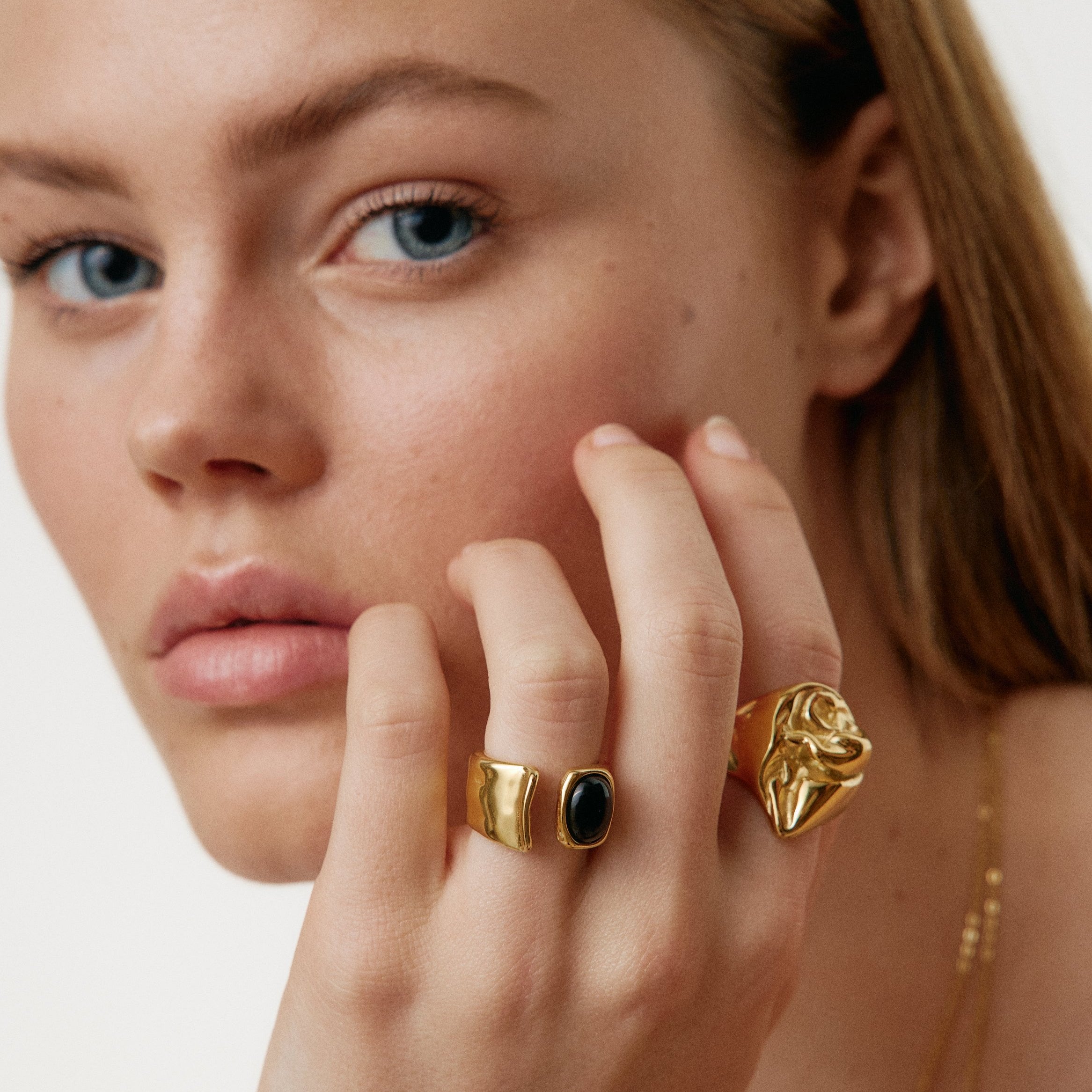 TESSI GOLD