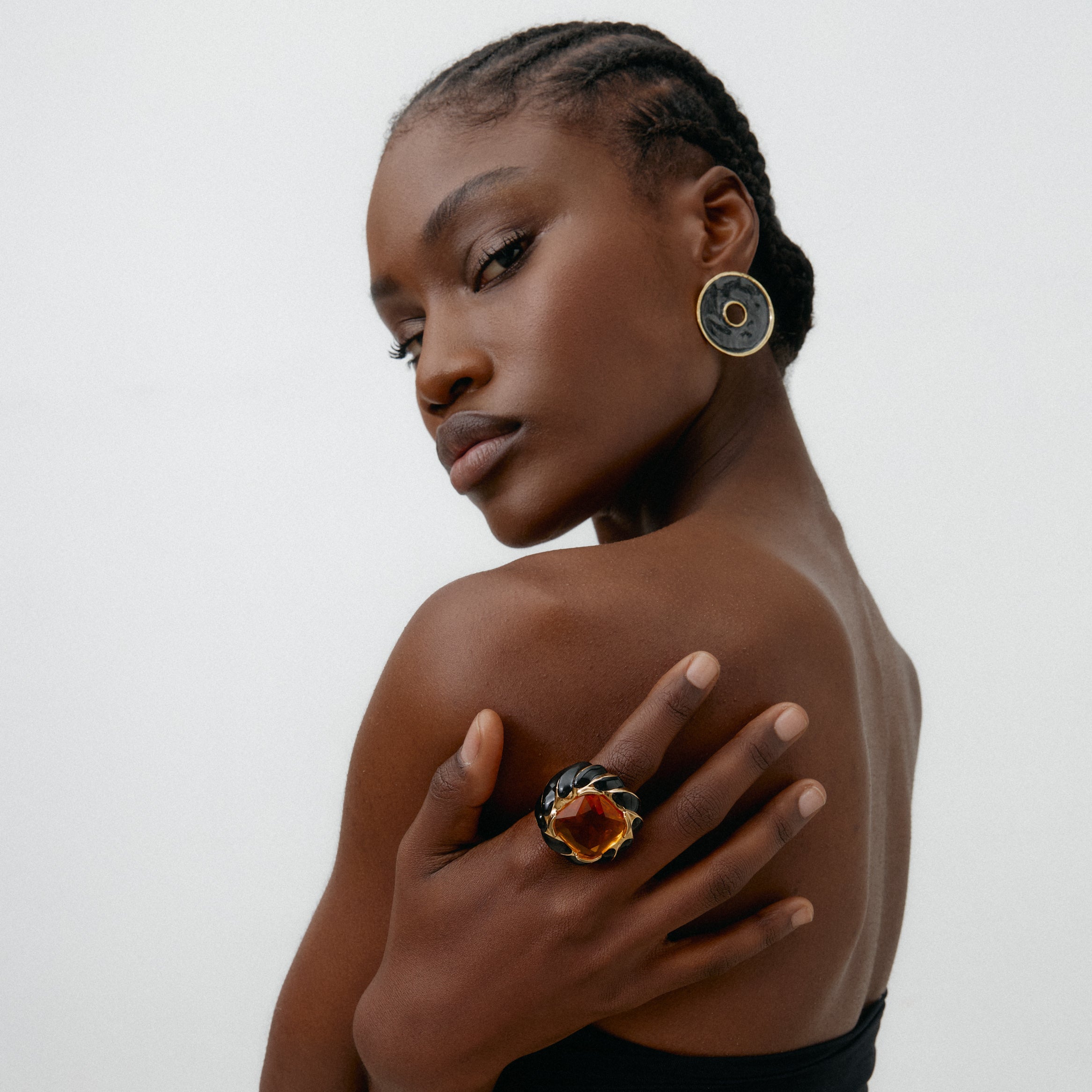 Black Yeona Gold