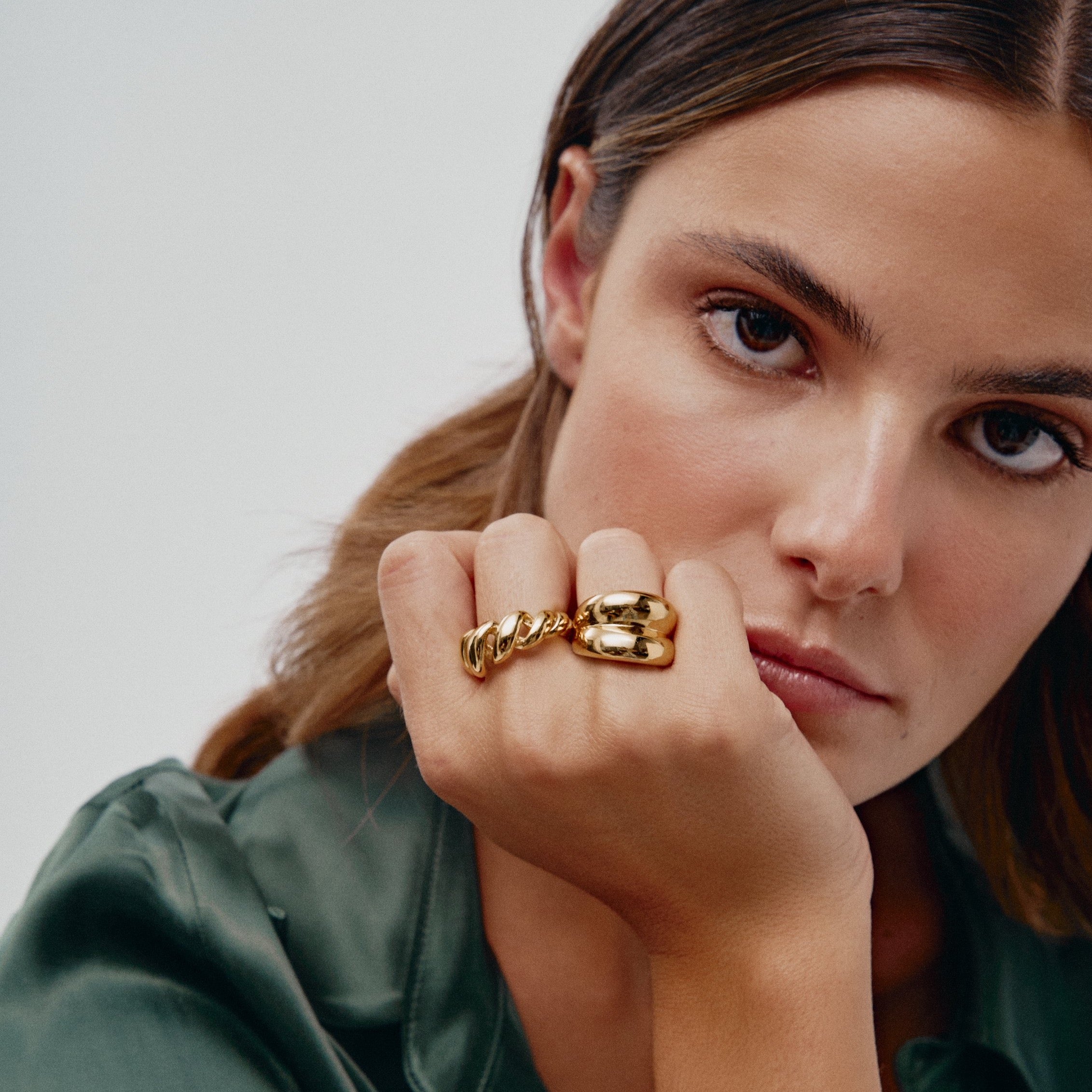 ELEONORE GOLD