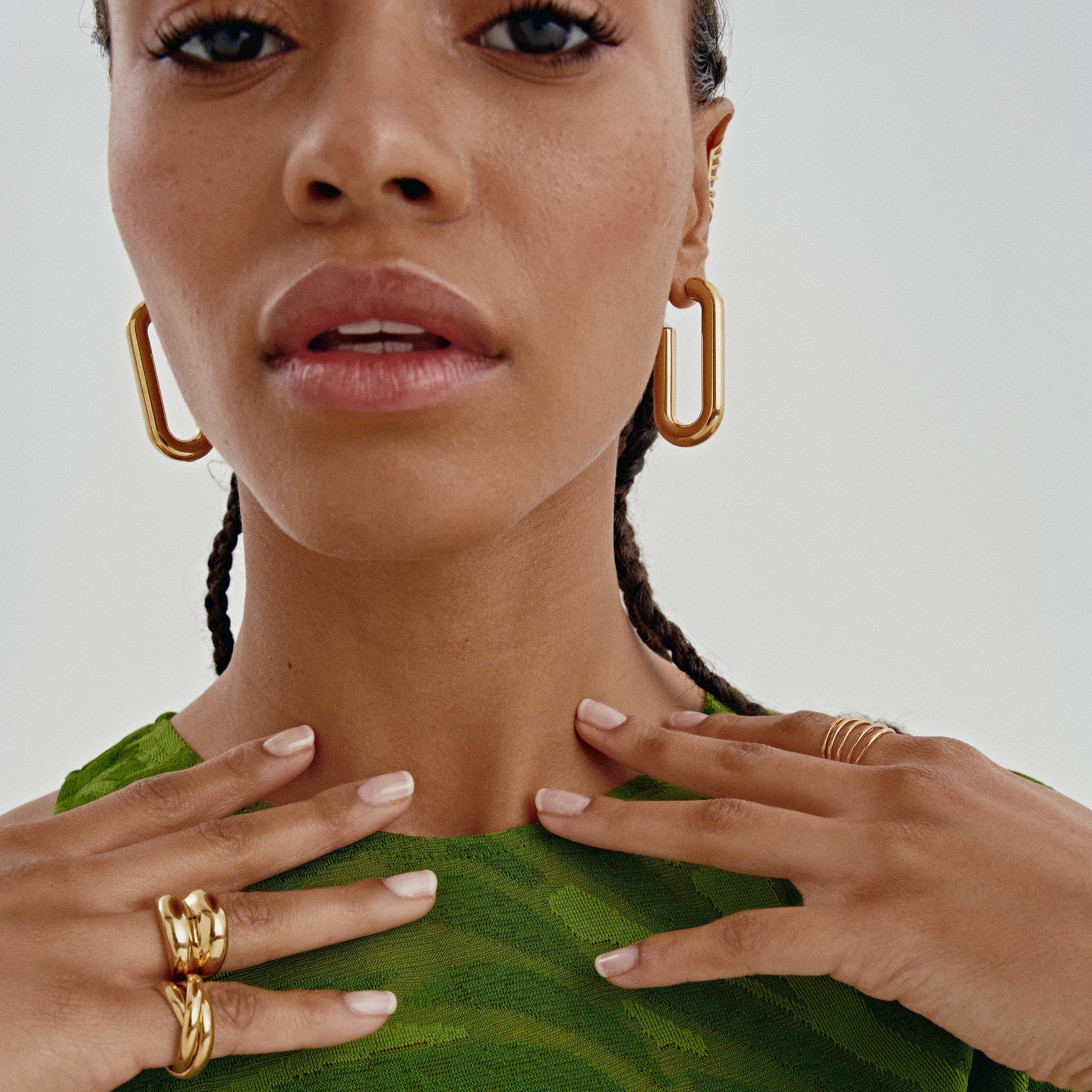 ELEONORE GOLD